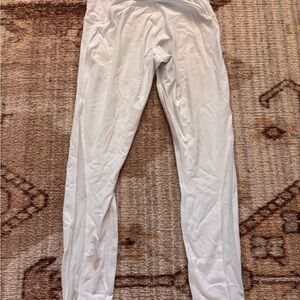 Lululemon White Leggings with side leg mesh